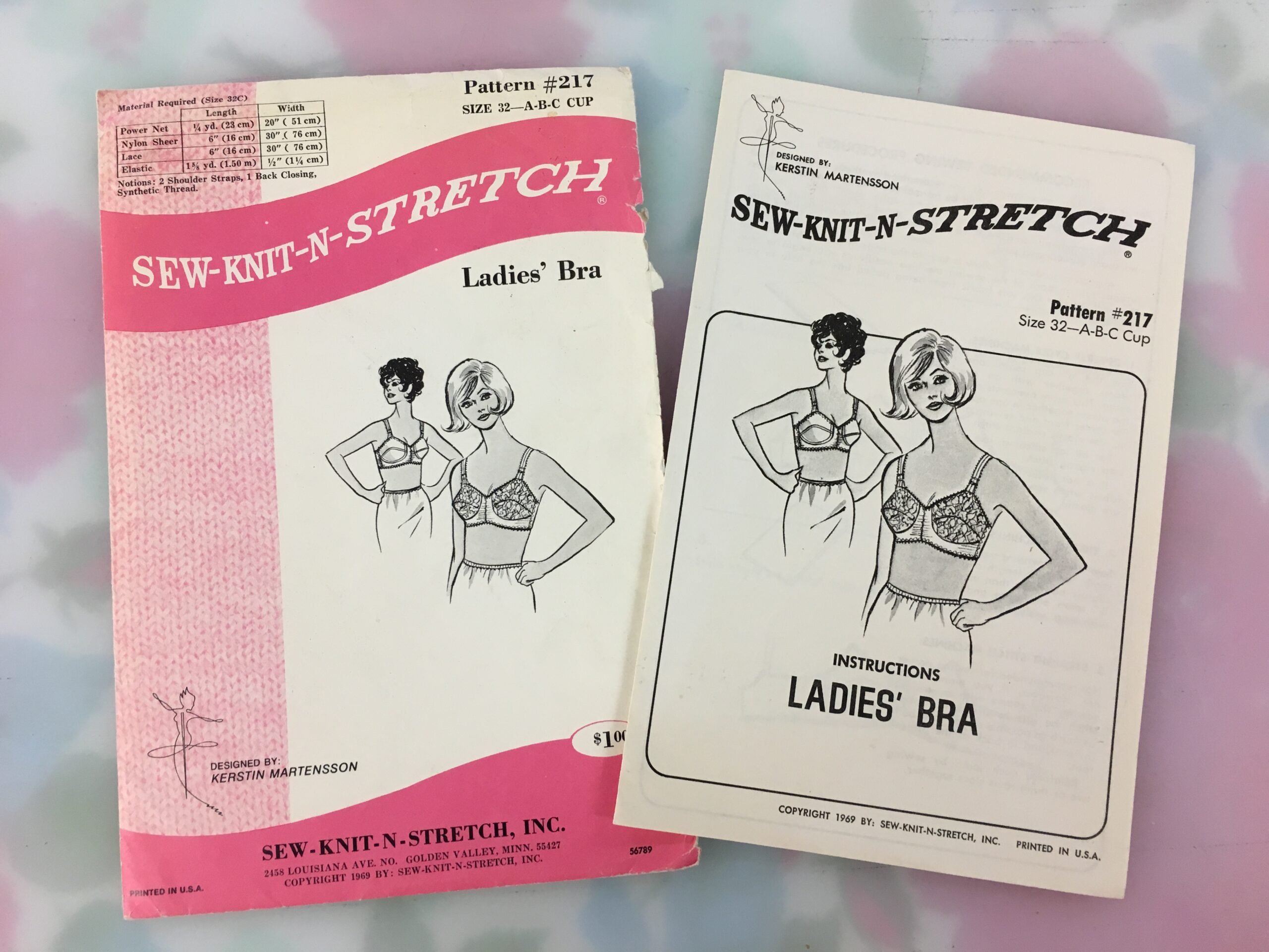 1969 Lovable lingerie bra slip 2 women photo vintage print ad