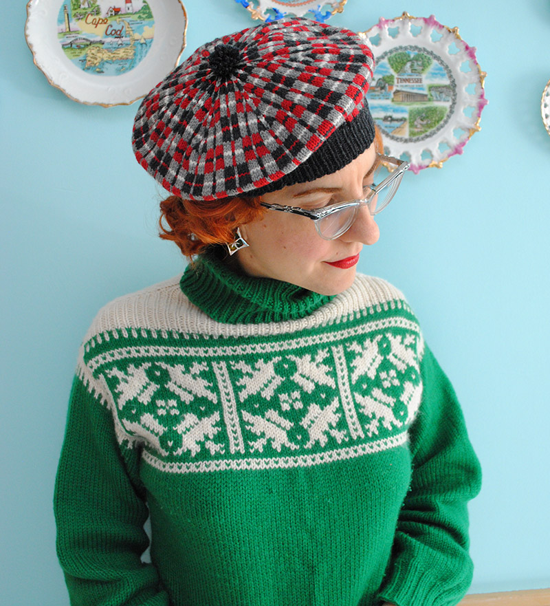 Fayne beret pattern by Tasha Moss