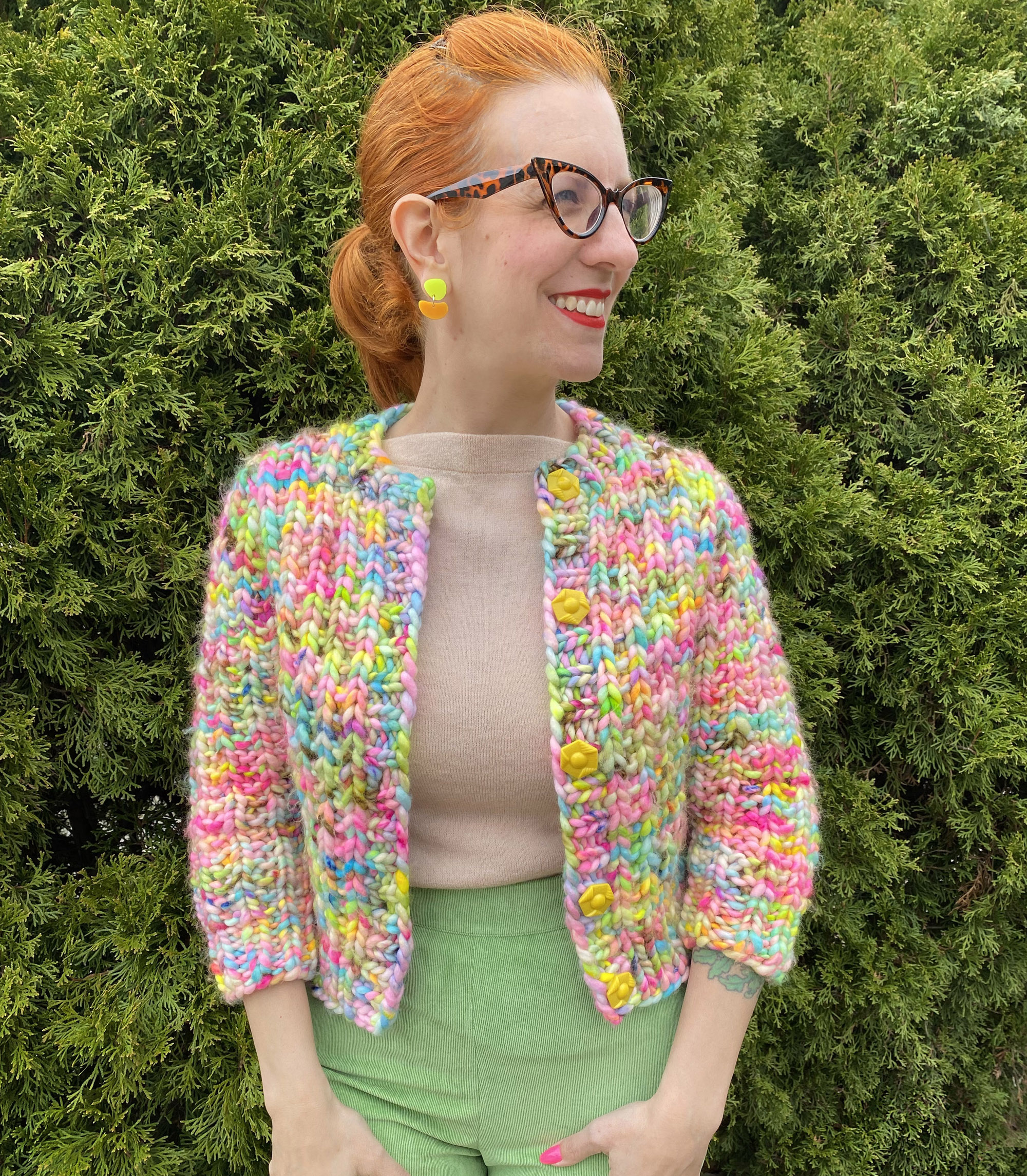Express Line knitting pattern - super bulky weight cardigan in variegated yarn