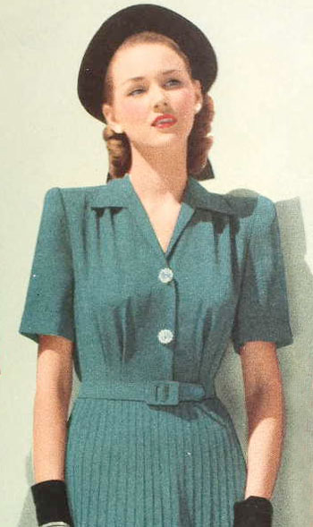Hint Fashion Magazine - Bullet bras and bombshells of the 1940s